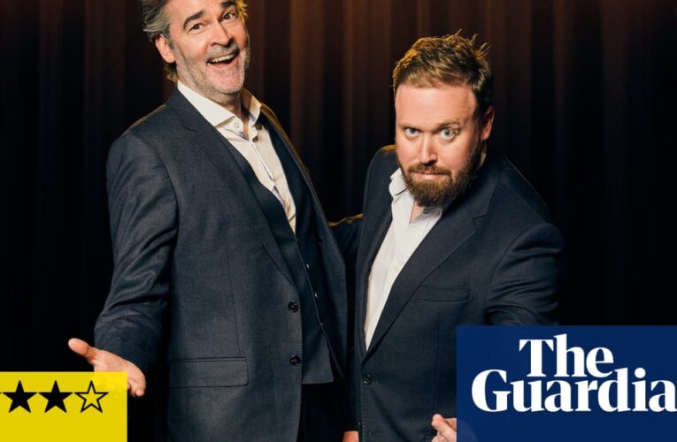 Revisión de Adam Riches y John Kearns R Ball and Bow: una despedida deliciosamente tonta | comedia