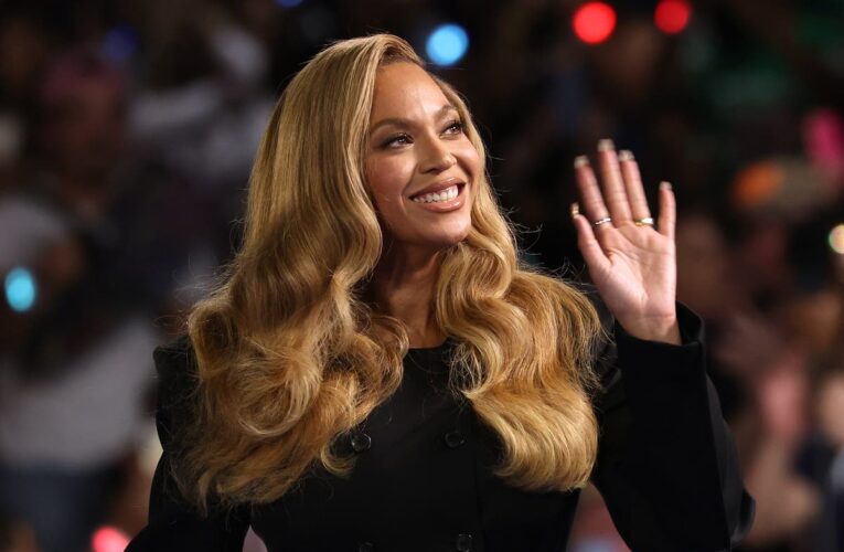 Beyoncé trollea a Netflix por problemas de almacenamiento en búfer antes del espectáculo de medio tiempo navideño de la NFL