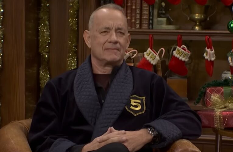 Tom Hanks genera preocupaciones de salud después de una inestable aparición en Saturday Night Live