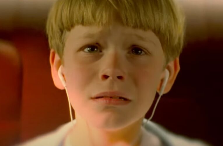 Muere Hudson Meek: el actor infantil Baby Driver muere a los 16 años tras caer de un coche en marcha