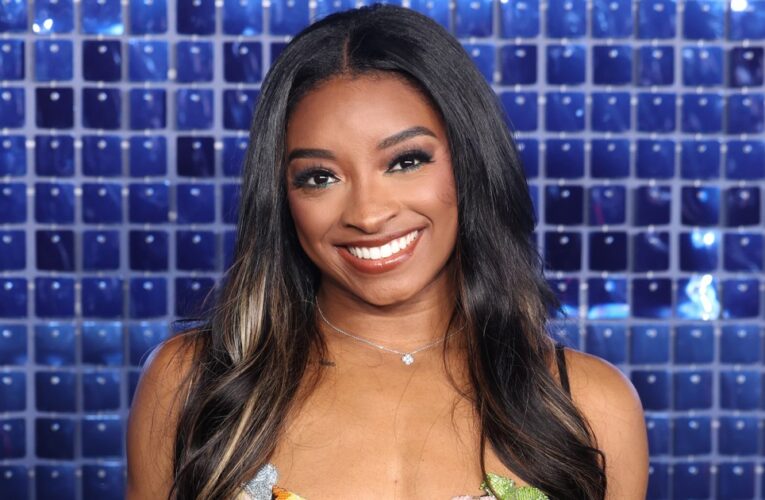Simone Biles comparte una nueva foto de PDA con Jonathan Owens