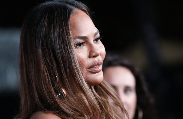 Chrissy Teigen comparte nuevas fotos de los niños