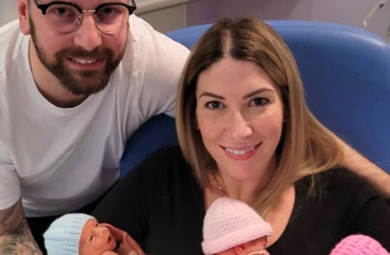 21 trabajadores del NHS ayudan a dar a luz a tres bebés nacidos tres semanas antes