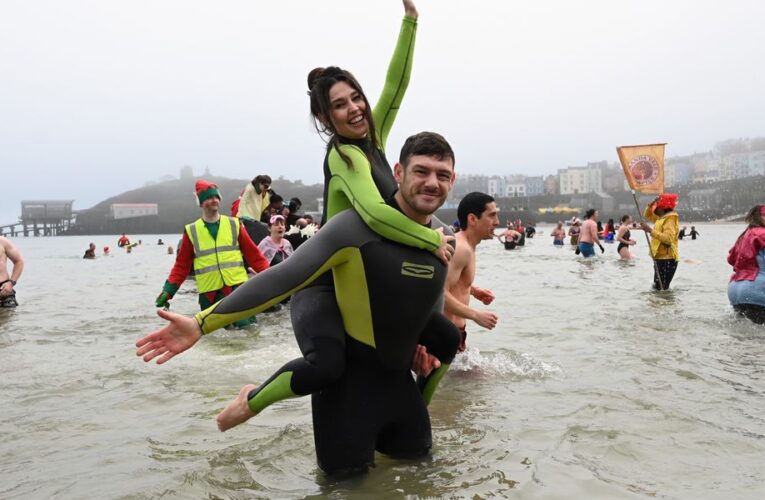 Las propuestas románticas van a las mil maravillas en el Tenby Boxing Day