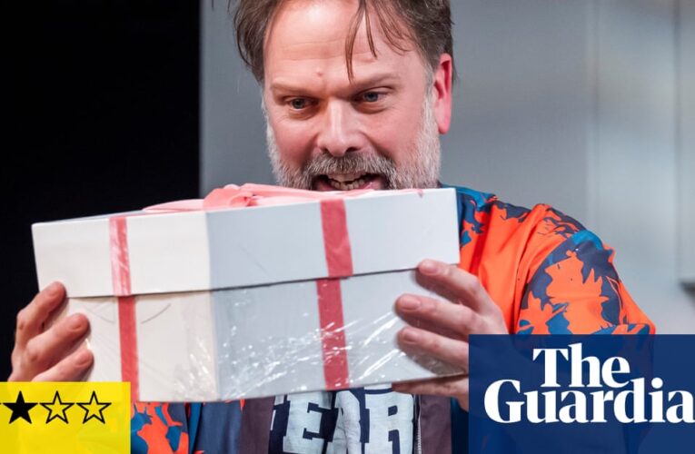 Revisión de regalos: la ‘Pu-Dunit’ de una existencia que da al teatro