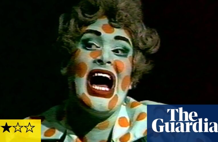 Le Bawari! Revisión: la penalización, el escándalo y la pulverización de Anema de la exposición final | Arte y diseño