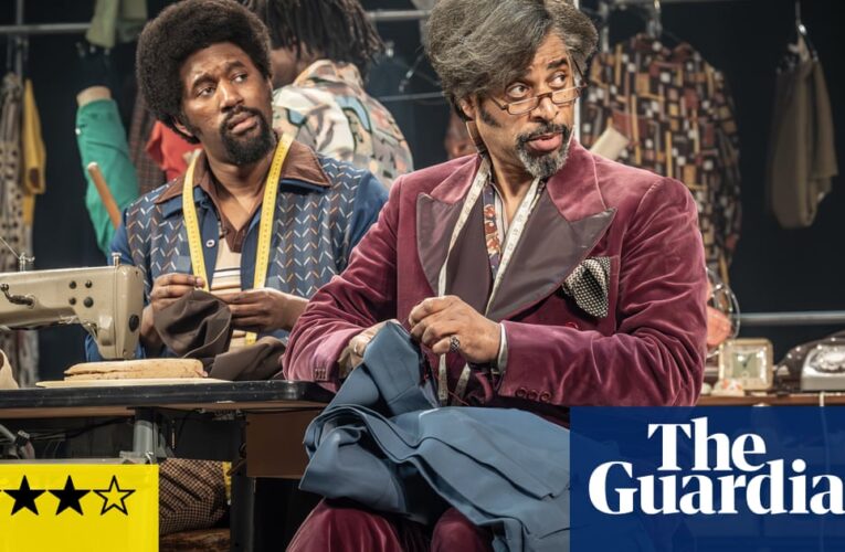 Revisión del cambio – Sasta de reconstrucción de comedia para medidas en el Teatro Nacional | Teatro