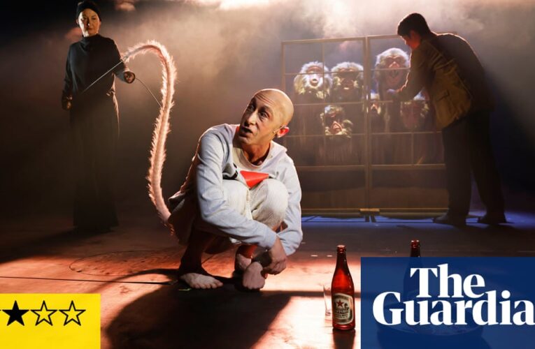 Una revisión de Monkey de Shinagawa confiesa: impactante de Haruki Murakami. Teatro