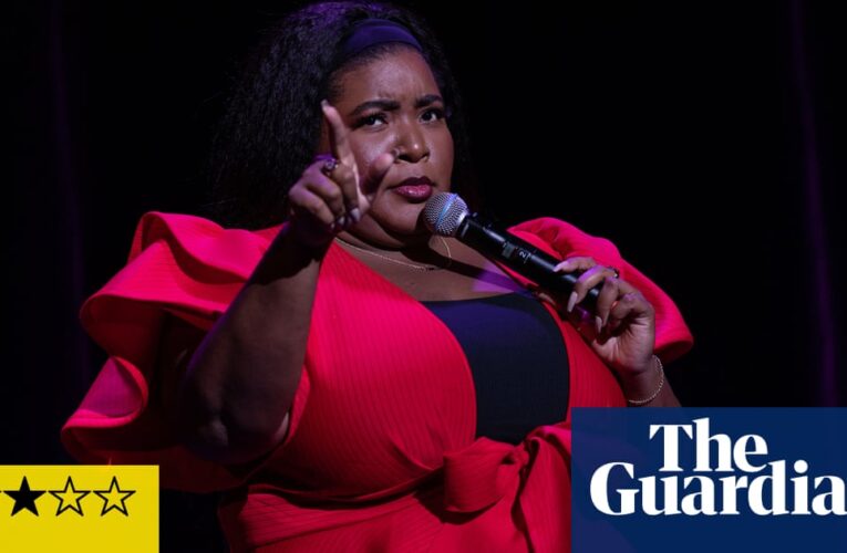 Dulls Sloan Review – Ex reportero de Daily Show de Family Life | Comedia