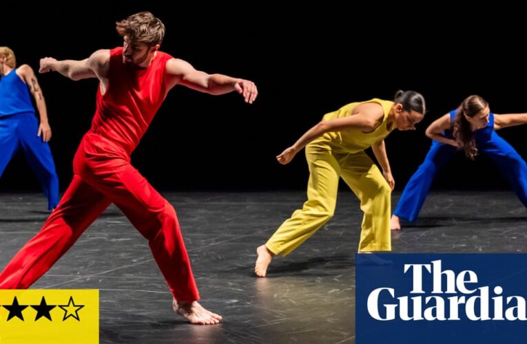 Trisha Brown Dance Company y Noo Solier Reviews – Pose Perfect and Bright Bounce | Baile