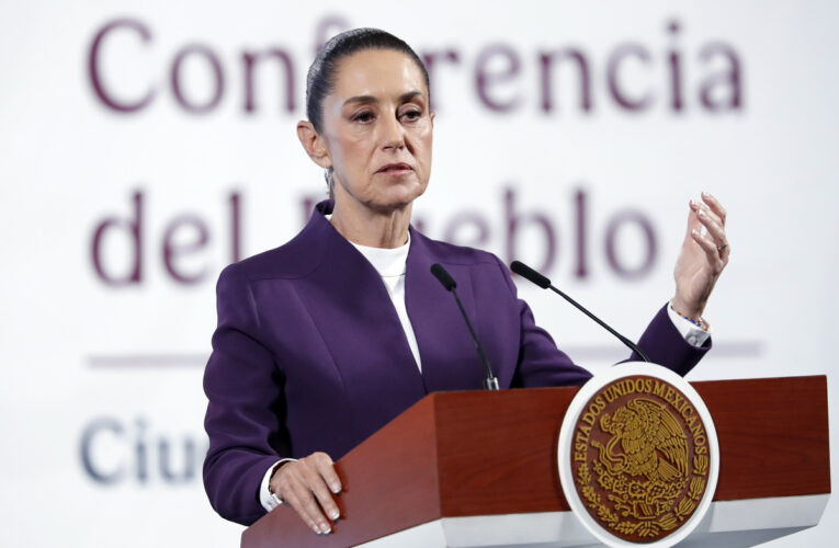 México evaluará la búsqueda de otros mercados después de que impone la tarifa de los Estados Unidos.