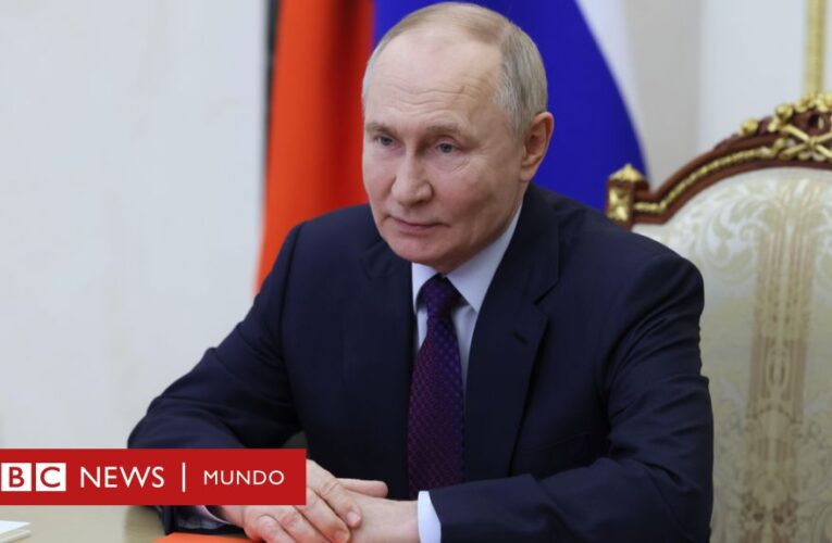 “El nuevo gobierno de los Estados Unidos está cambiando la política exterior y coincide con la opinión de Rusia”, dijo el portavoz del Kremlin