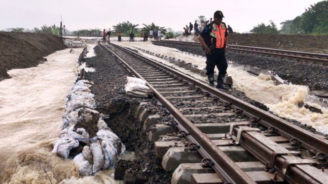 Flood Landa Grabogan, 2 trenes fueron cancelados y 3 tuvieron que dar la vuelta