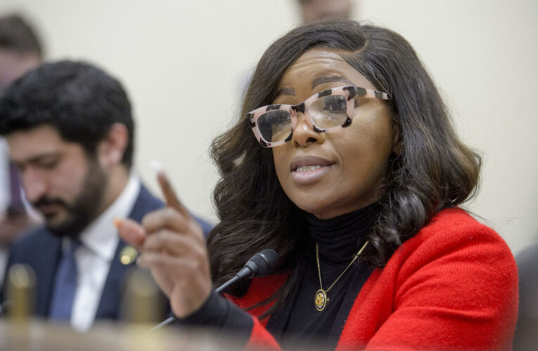 El representante demócrata ha definido a Donald Trump como “enemigo de los Estados Unidos”