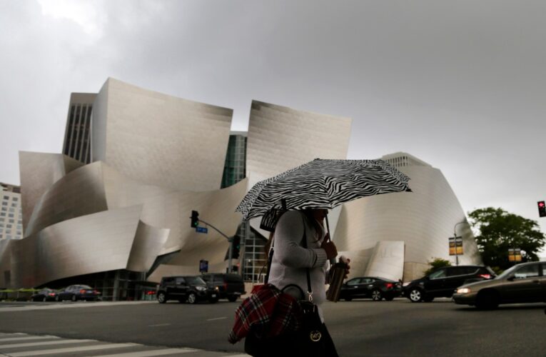 La tormenta aumenta el riesgo de tornados débiles en el sur de California