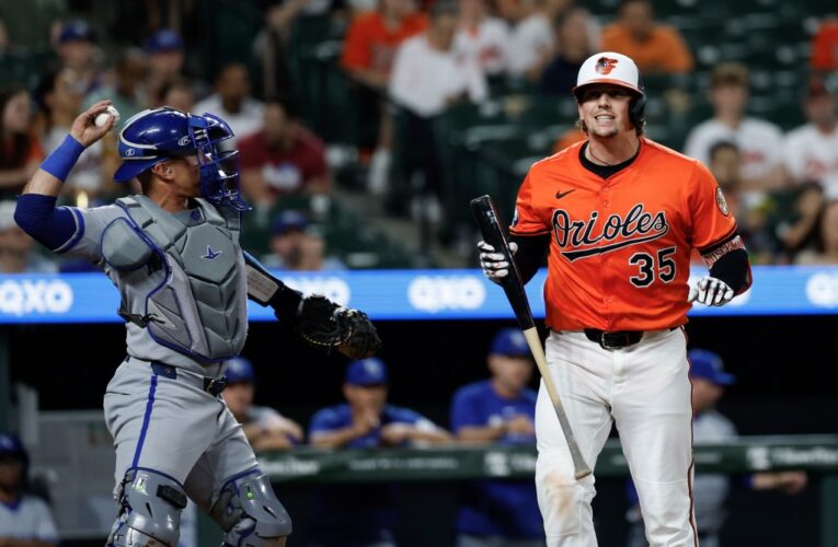 Orioles Leftty le ocurrió a Royals ‘4-0 por delante y se detiene