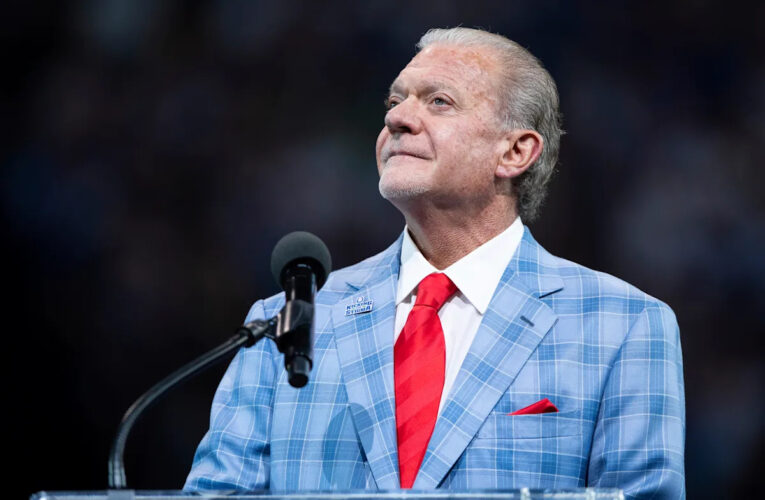 El propietario amante de la música de Indianapolis Colts, Jim Eres, murió a la edad de 65 años