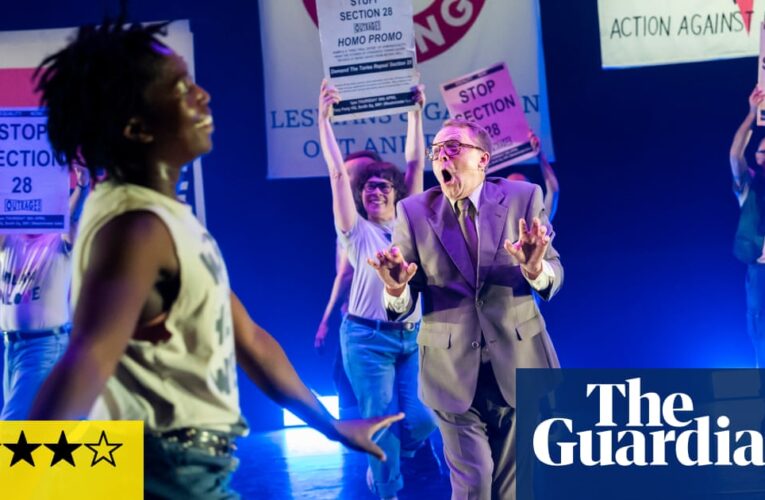 Organización de Gary Clark: Revisión de detención – Horror y Humor Stage On Stand Against Categoría 28