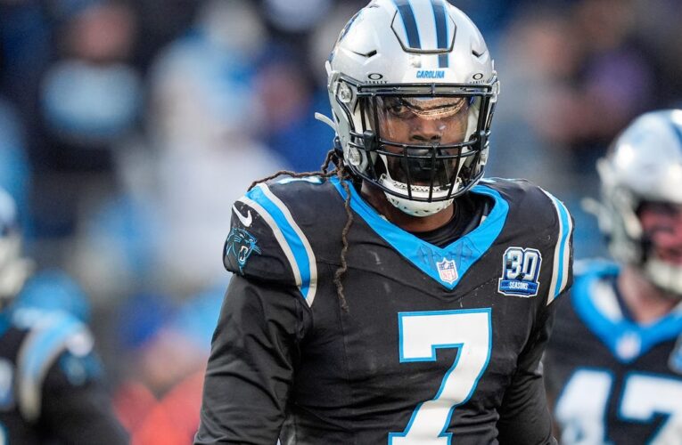 Jaguars de llamado para firmar el payaso de Javevion para aumentar la profundidad