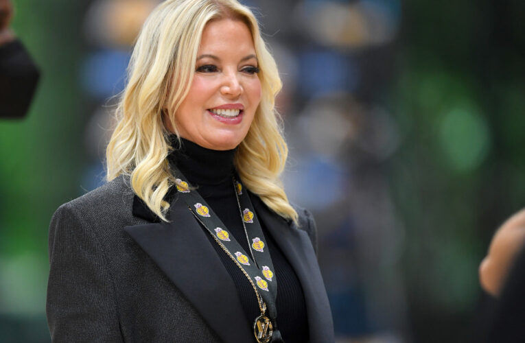 La reportera de la NBA, Rachel Nichols, envía un mensaje fuerte al autobús Jani después de una noticia de $ 10 mil millones para los Lakers