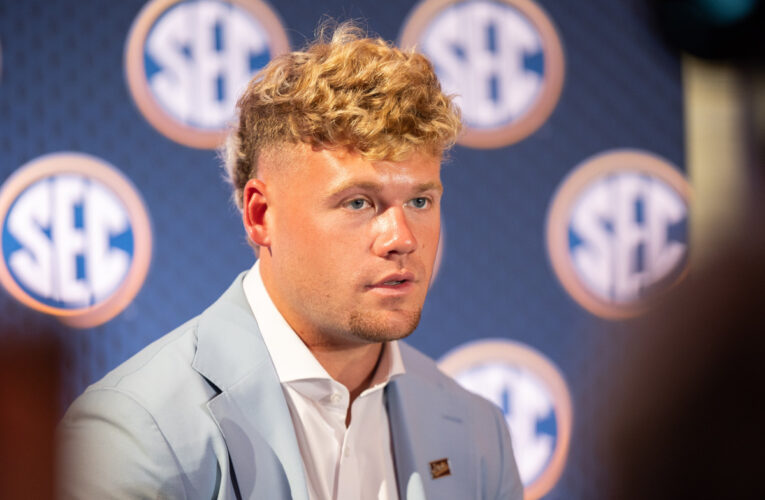 Estado de Mississippi Blake Shepen rompe el silencio en la lesión del hombro