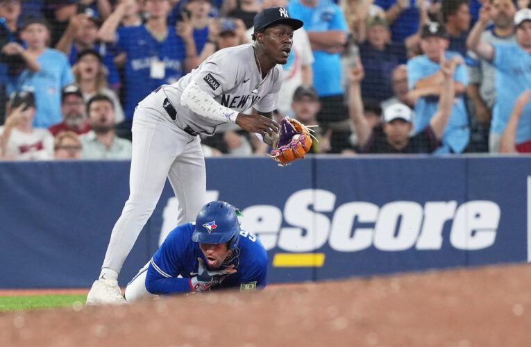 George Springger anuncia noticias después de dejar el juego de Blue Jess Yankis