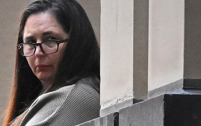 Erin Patterson Murum Murum Murum Murder TRISE Live Actualización: Cuente desde el juicio mientras el jurado continúa discutiendo hoy