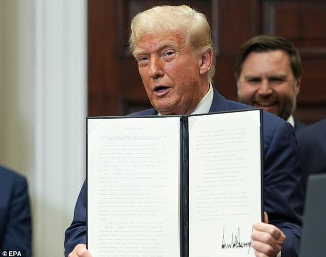 Donald Trump ha proporcionado buenas noticias para Australia, porque anuncia la tarifa de la bomba