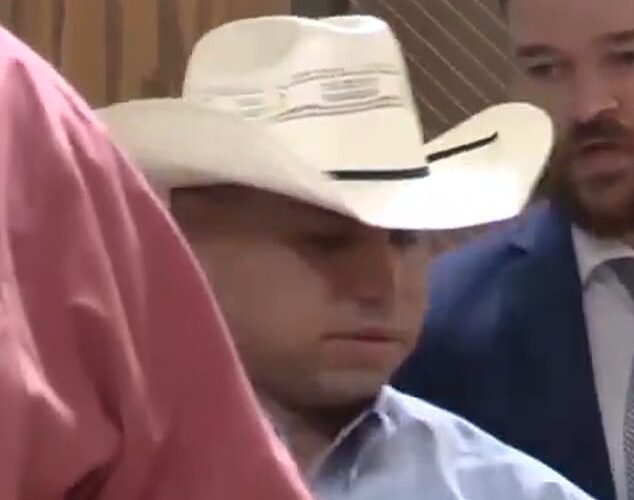 Capboy-Cap muere con la hija recién nacida Bendril en razones egoístas