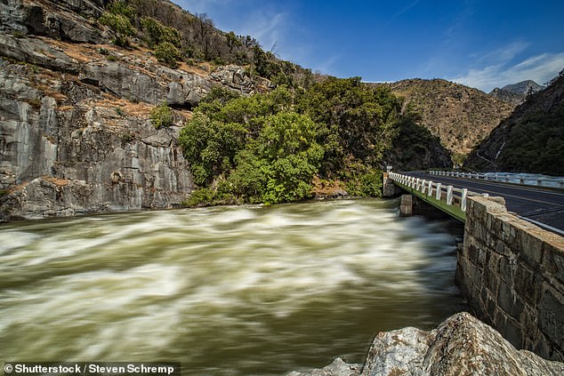 La horrible privacidad del hermoso río California que mantiene a la gente ahogando