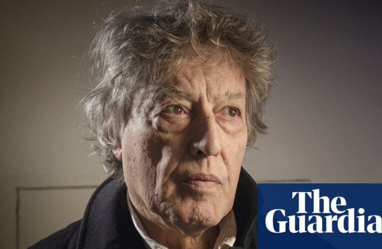 Tom Stoppard, dramaturgo de ingenio deslumbrante y erudición cómica, muere a los 88 años | Tom Stoppard