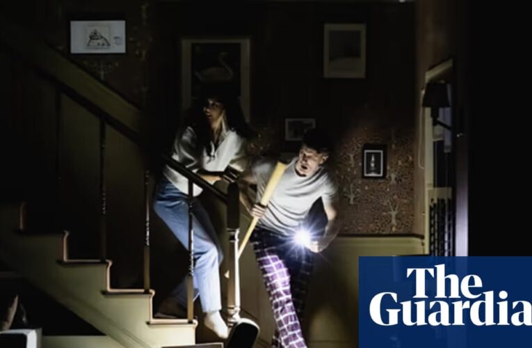 El éxito de terror Paranormal Activity genera una obra de teatro en el West End, incluso su director grita en el escenario de terror