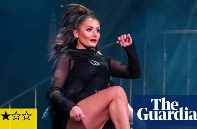 Reseña de Emerald Storm: un delirante baile de bar con un toque de espectacularidad en el baile