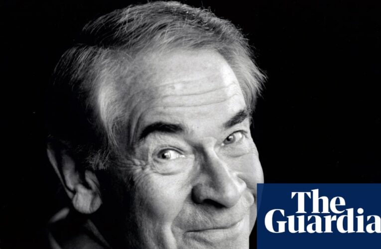 Muere el actor y comediante Stanley Baxter a los 99 años Televisión