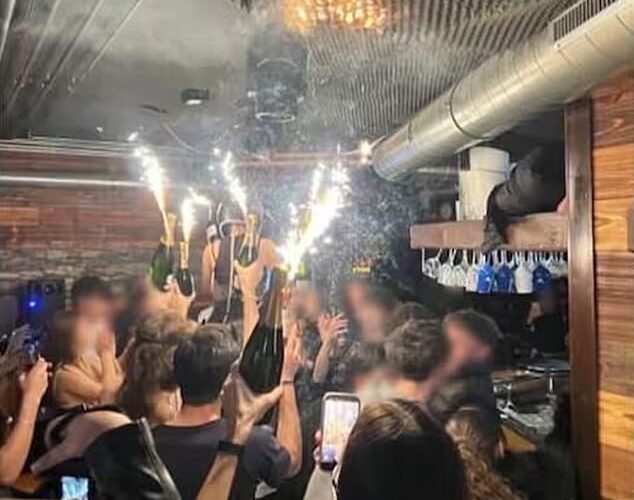 Se culpa a las bengalas de champán por el incendio que se cobró 47 vidas: los supervivientes hablan del horror tras huir de un bar de esquí suizo envuelto en llamas en cuestión de segundos