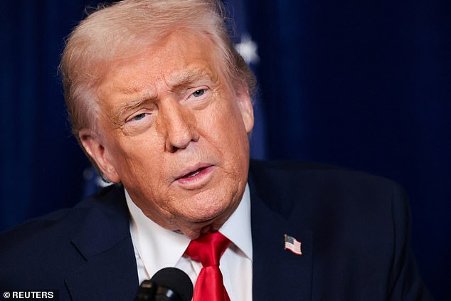 Irán advierte que “todas las bases y fuerzas estadounidenses en la región” serán “objetivos legítimos” después de que Trump prometiera proteger a los manifestantes antigubernamentales.