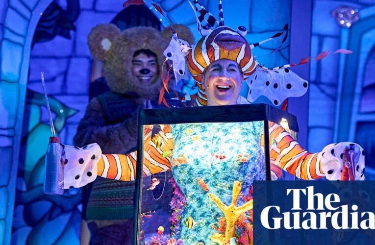 ¿Estás pensando que la temporada de panto ha quedado atrás? Oh no, no lo es, algo aún no ha abierto el teatro.