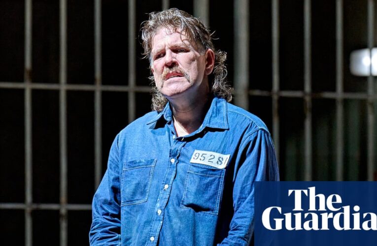 Grupos artísticos del Reino Unido ofrecen apoyo terapéutico a los artistas que desafían el mito del artista maltratado. salud mental