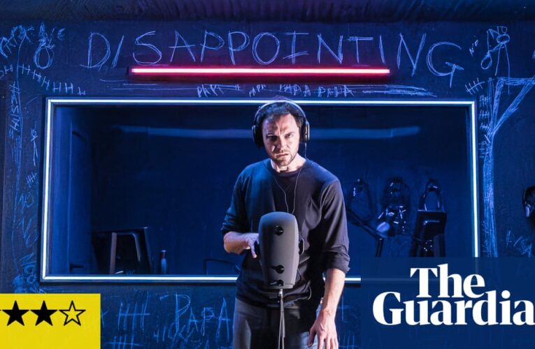 Un fantasma en tus oídos: el ‘horror con auriculares’ realmente aterrador | escenario