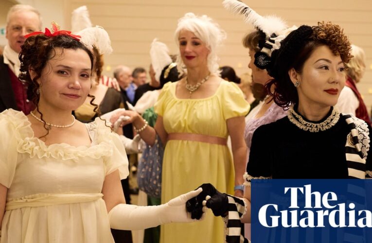 ¡Lleva a tu compañero por Maggot del Sr. Beveridge! El auge del Regency Ball el baile.