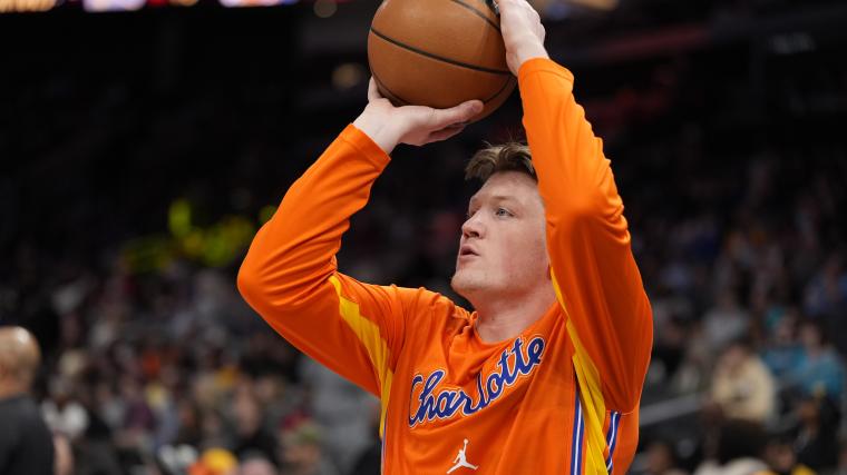 Kon Neupel de los Hornets hace historia en el baloncesto al romper el récord de novato de la NBA de Steph Curry