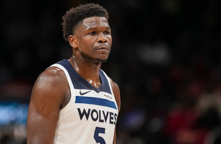 Anthony Edwards dejó el banco cuando quedaban unos 8 minutos después de que los Timberwolves perdieran una paliza de titulares.